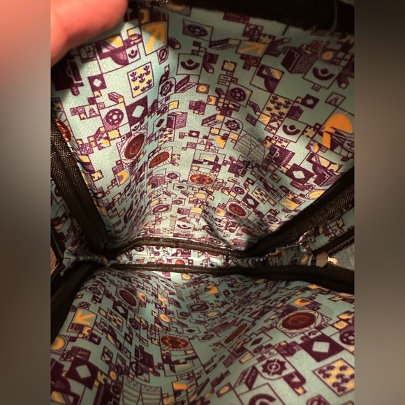 FIFA World Cup Limited Edition Qatar Airlines Shoulder Bag - Picture 5 of 6